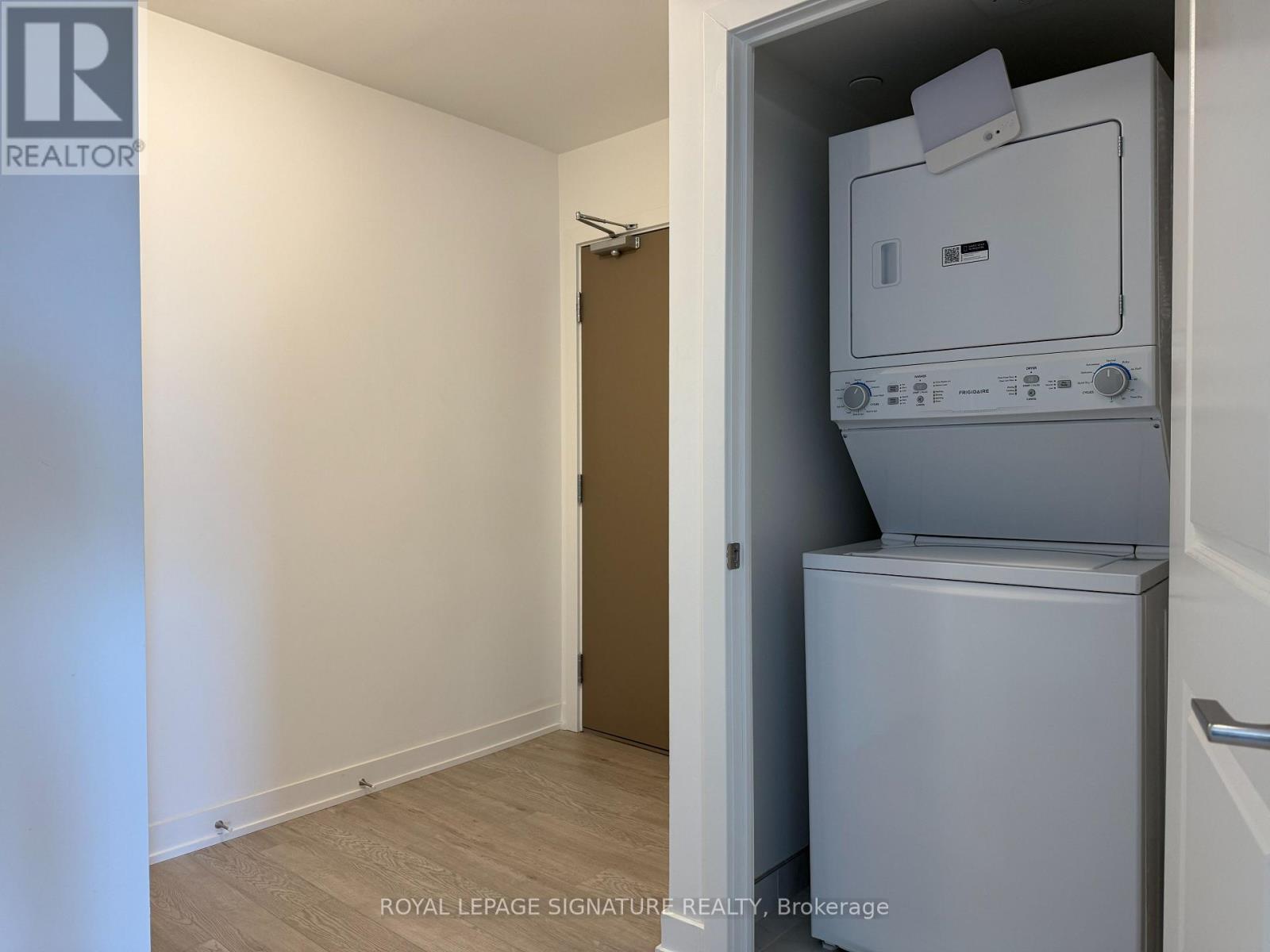 1906 - 1010 Sandy Beach Road, Pickering, Ontario  L1W 3V9 - Photo 5 - E13552662