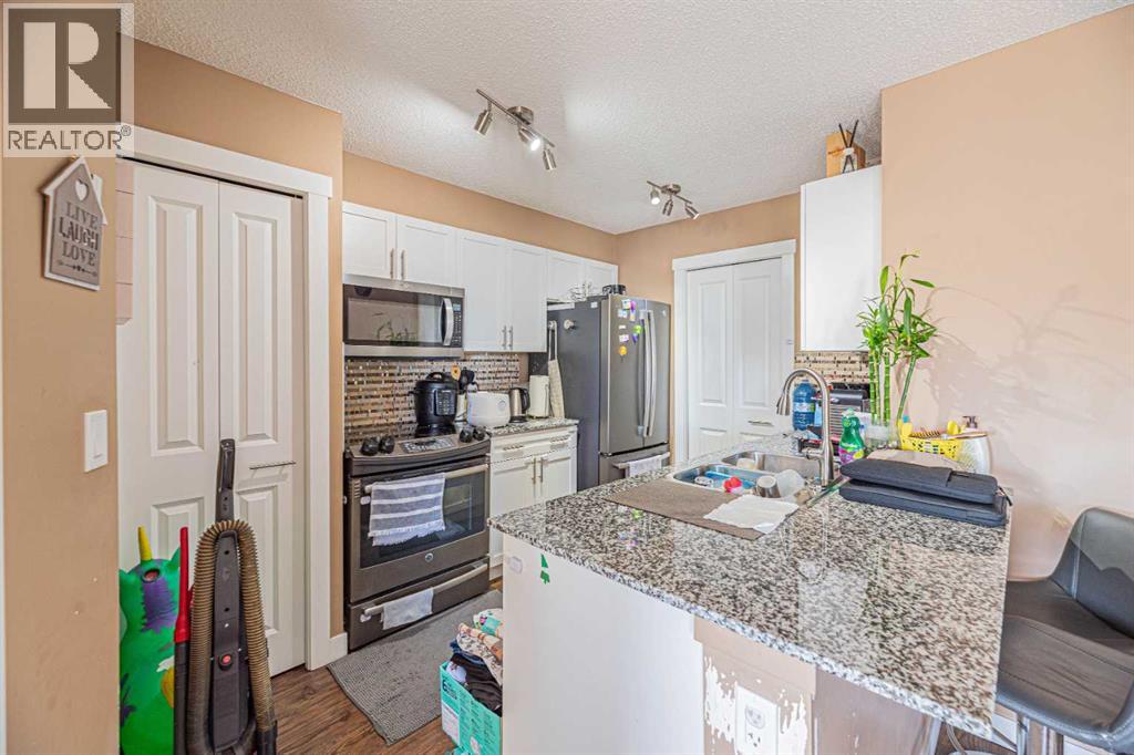 407, 10 Kincora Glen Park Nw, Calgary, Alberta  T3R 1K1 - Photo 3 - A2325232