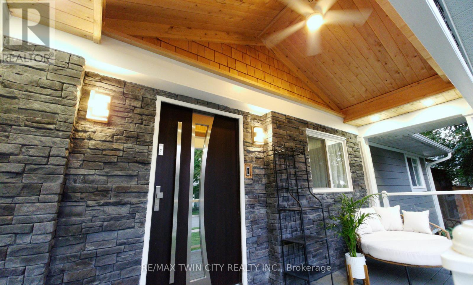 99 John Street W, North Huron, Ontario  N0G 2W0 - Photo 46 - X13545458
