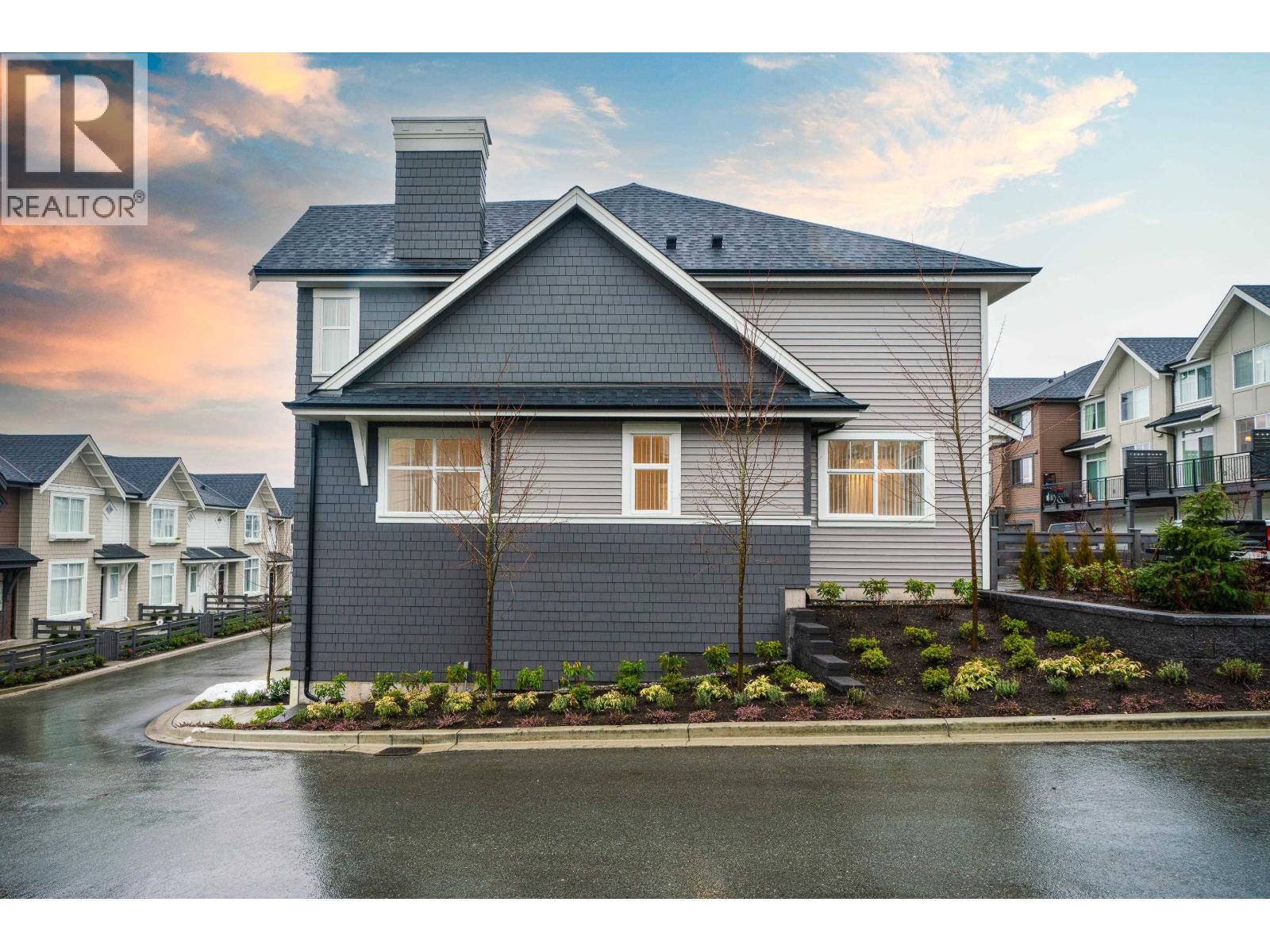 173 1331 Olmsted Street, Coquitlam, British Columbia  V3E 0T3 - Photo 2 - R3145240