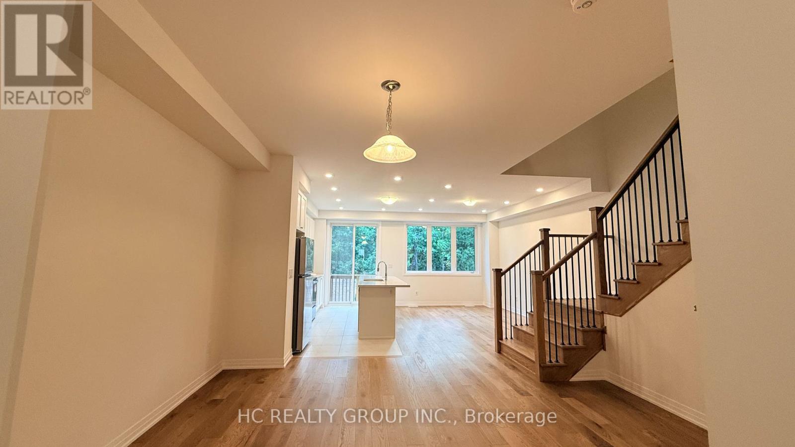 16 Anna Russell Way, Markham, Ontario  L3R 3X3 - Photo 3 - N13553504