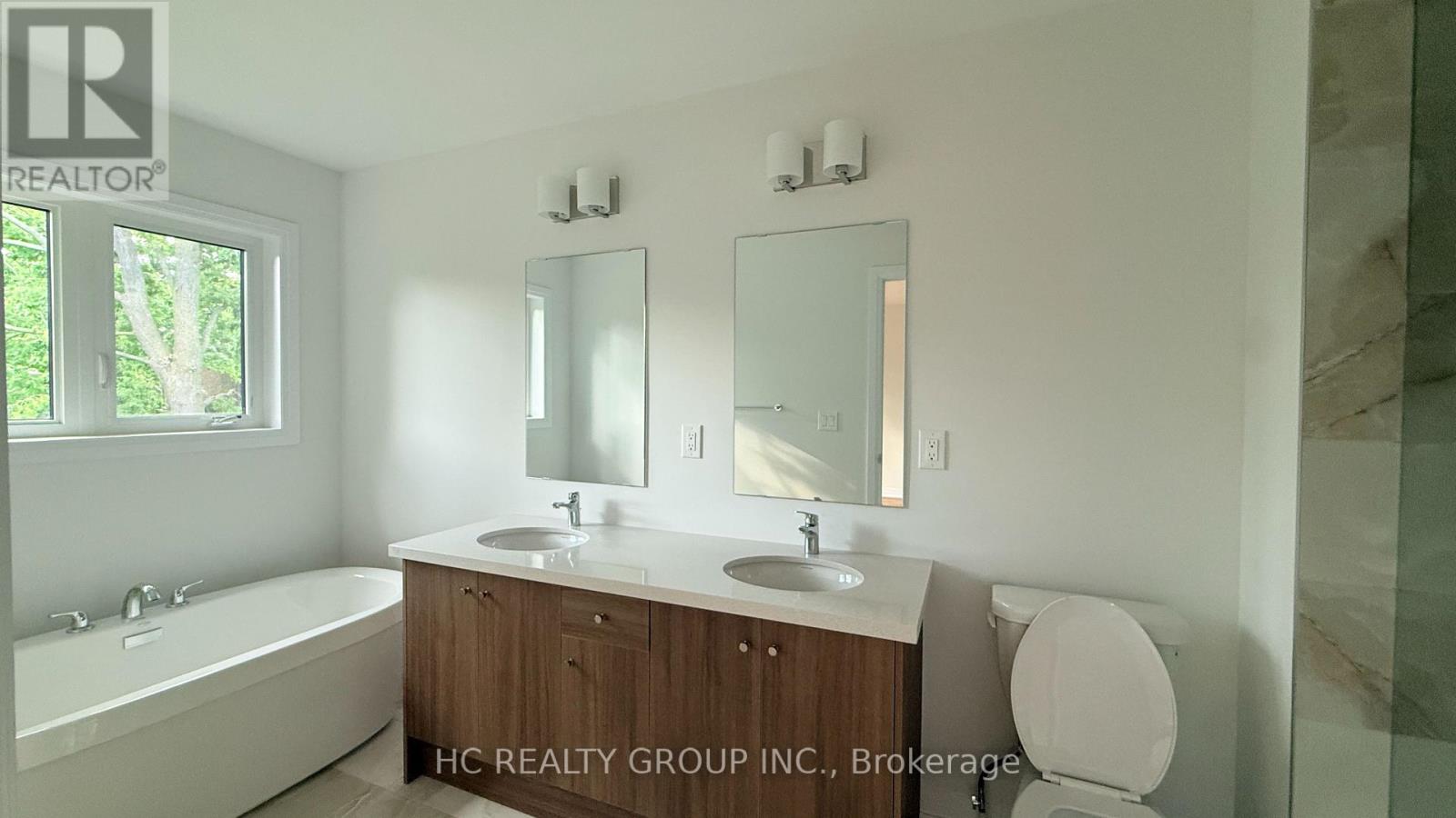 16 Anna Russell Way, Markham, Ontario  L3R 3X3 - Photo 7 - N13553504