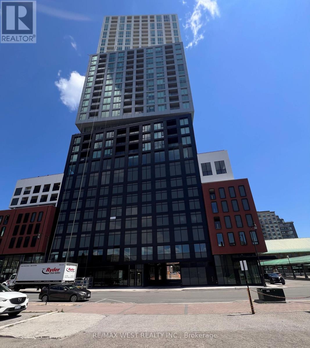 1703 - 39 MARY STREET, Barrie, Ontario