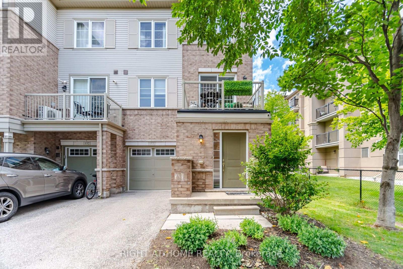153 - 165 HAMPSHIRE WAY S, Milton, Ontario