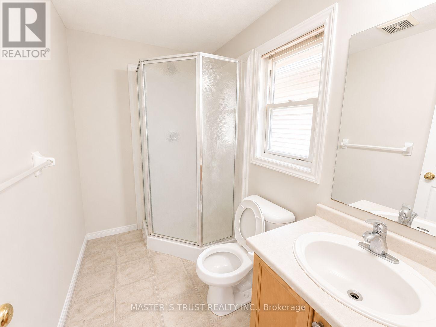 256 Bridlewreath Street, Kitchener, Ontario  N2E 4B4 - Photo 7 - X13482796