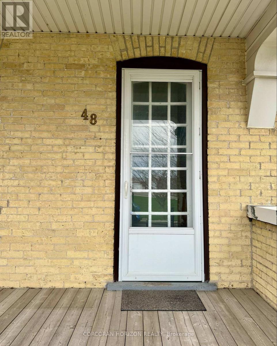 A - 48 Walter Street, Kitchener, Ontario  N2G 1S1 - Photo 2 - X13553520