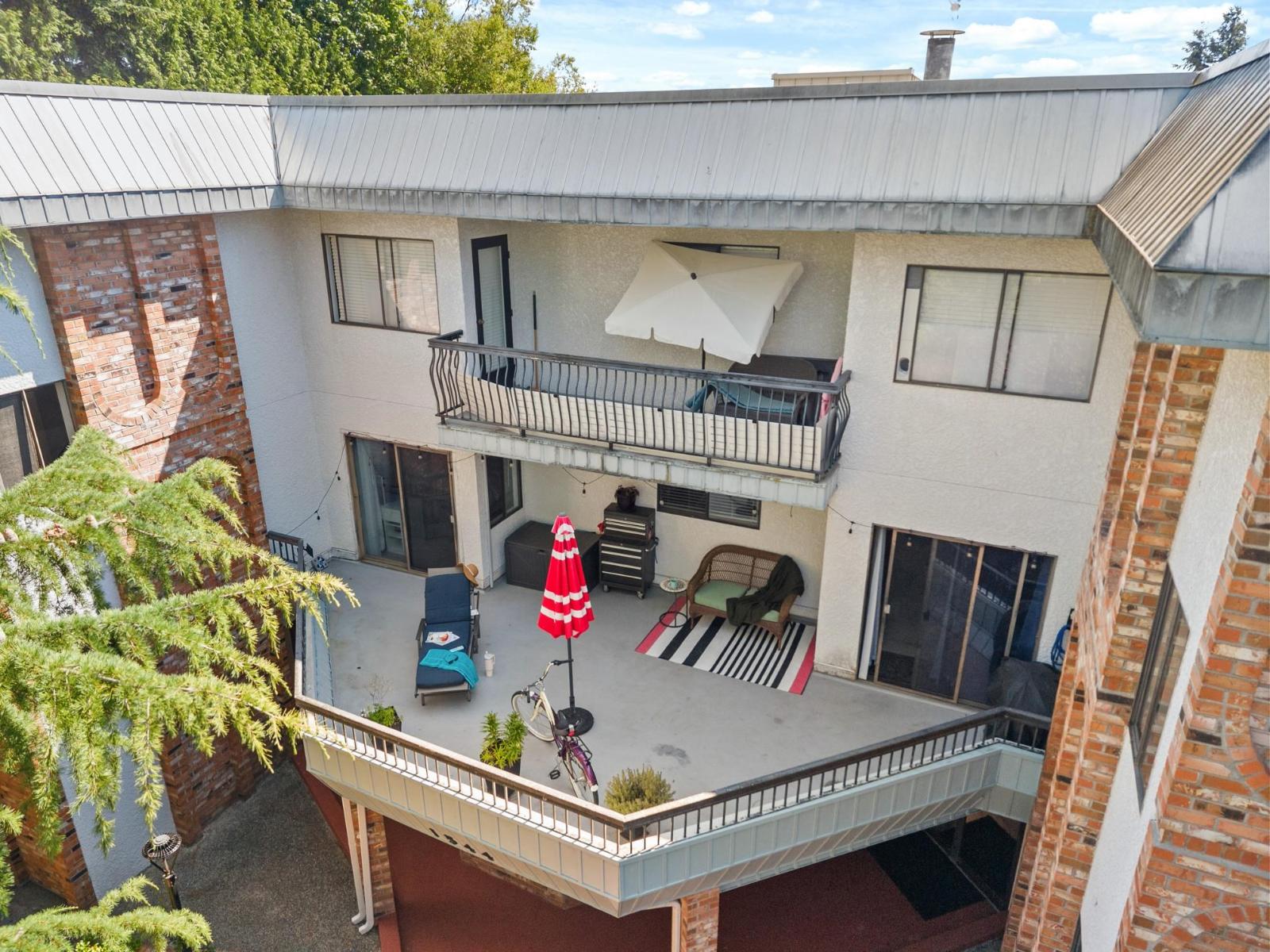 204 1544 FIR STREET, White Rock, British Columbia