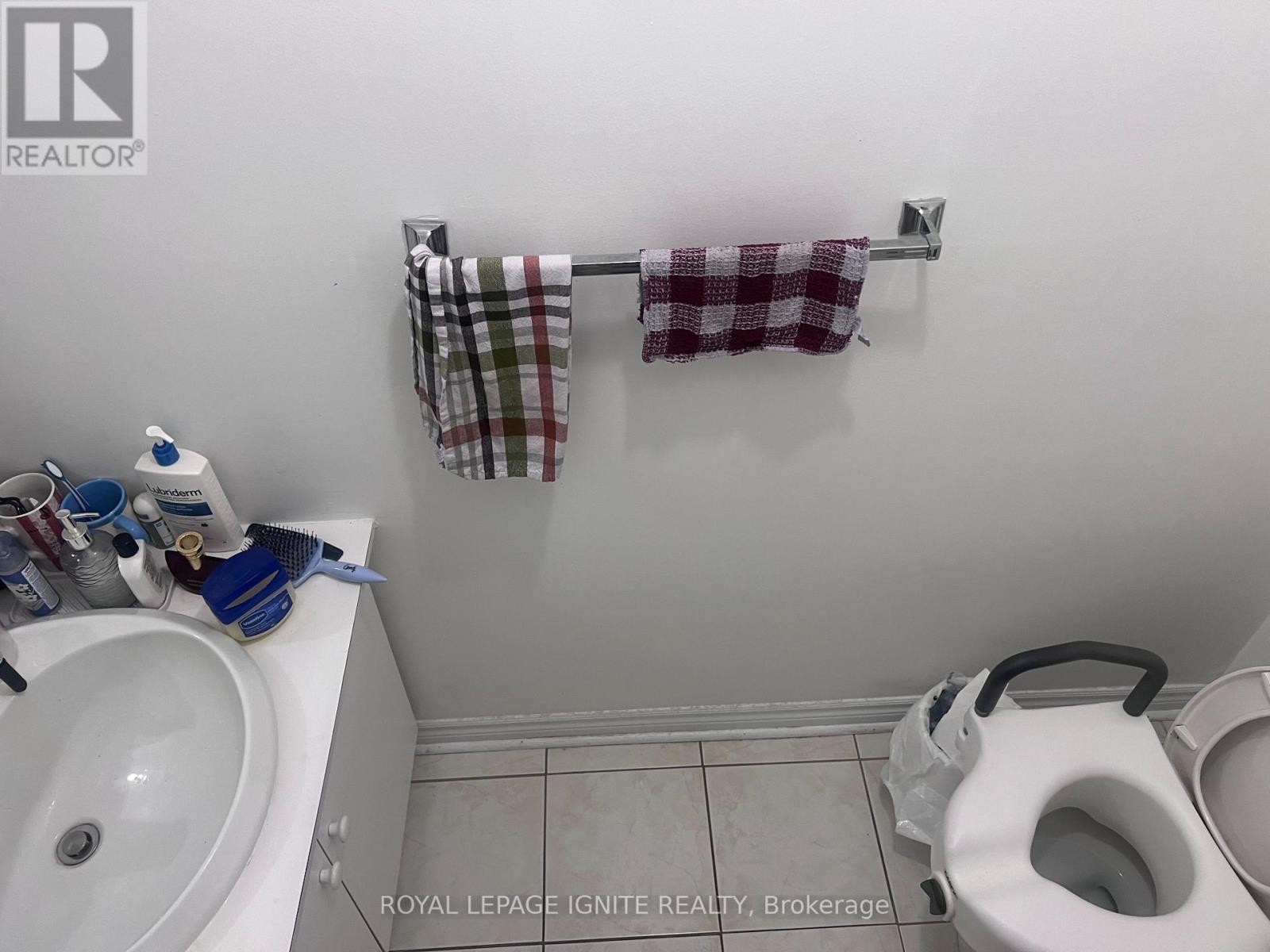 101 Orleans Drive, Toronto, Ontario M1C 4Y3 - Photo 15 - E13553572