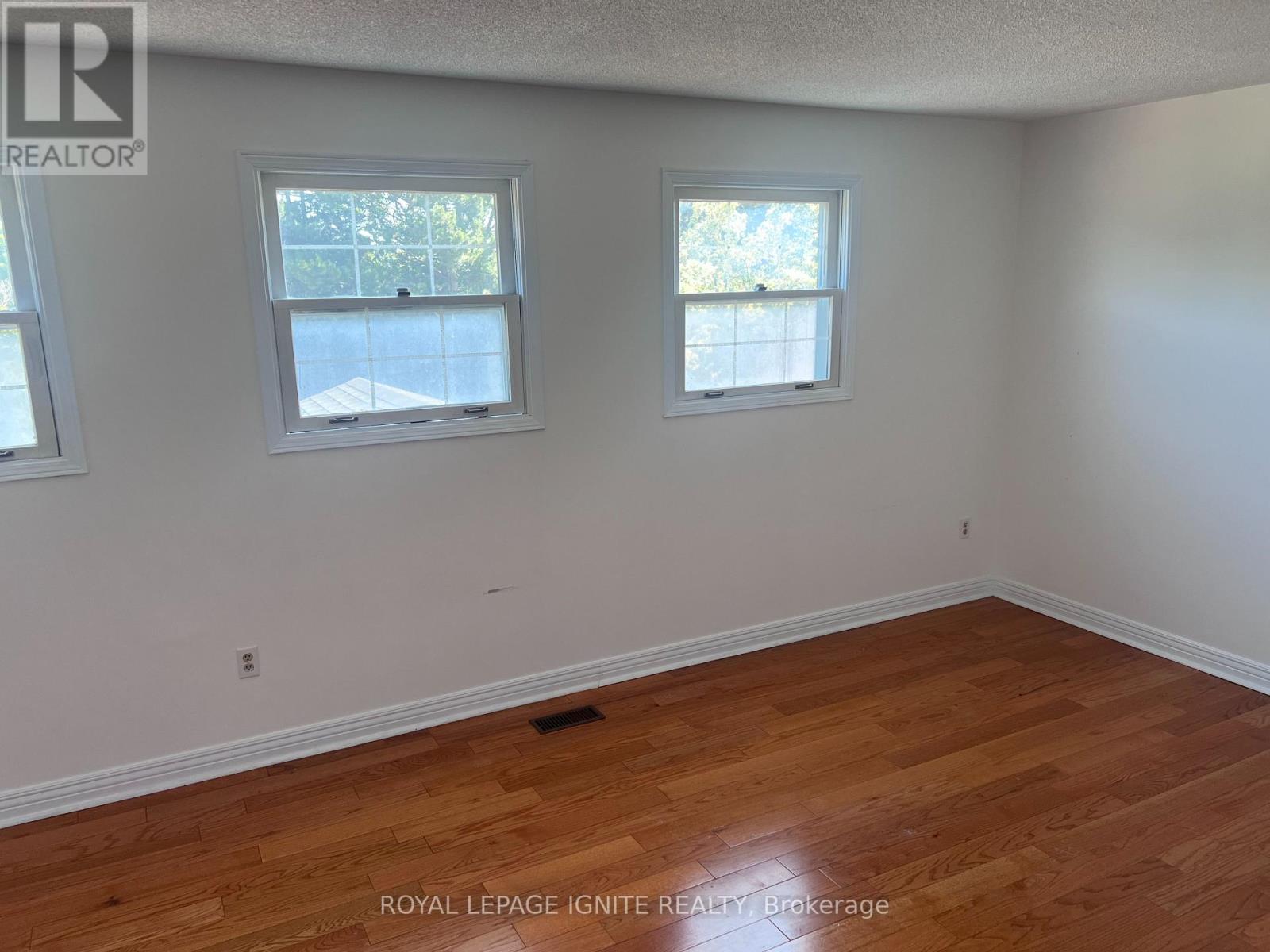 101 Orleans Drive, Toronto, Ontario M1C 4Y3 - Photo 6 - E13553572