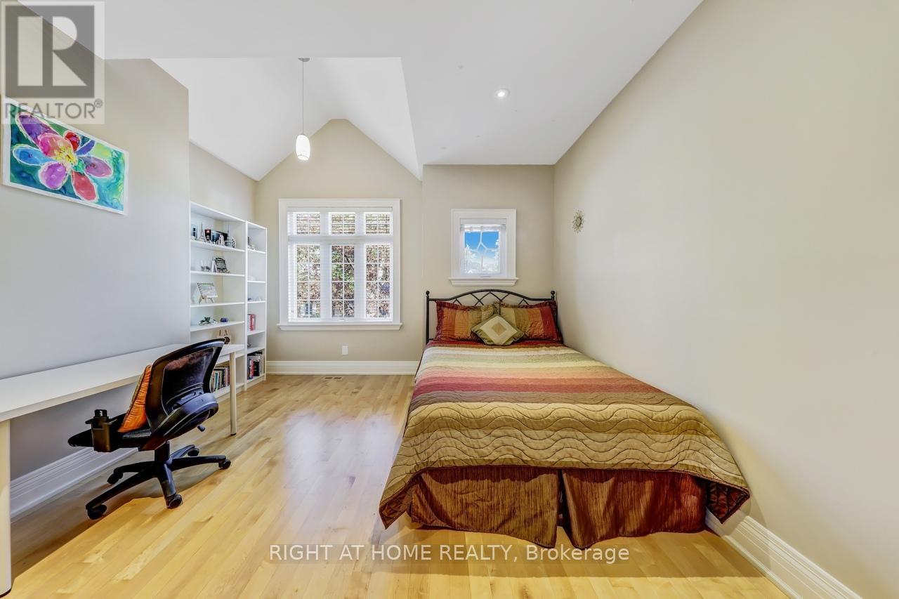 3 Westrose Avenue, Toronto, Ontario  M8X 1Z9 - Photo 13 - W13553594