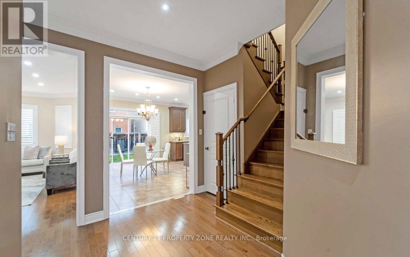508 Hinchey Crescent, Milton, Ontario  L9T 7X4 - Photo 6 - W13553622