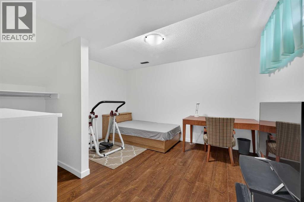 76 Hawkmount Close NW, Calgary, Alberta  T3G 3Z5 - Photo 28 - A2318255