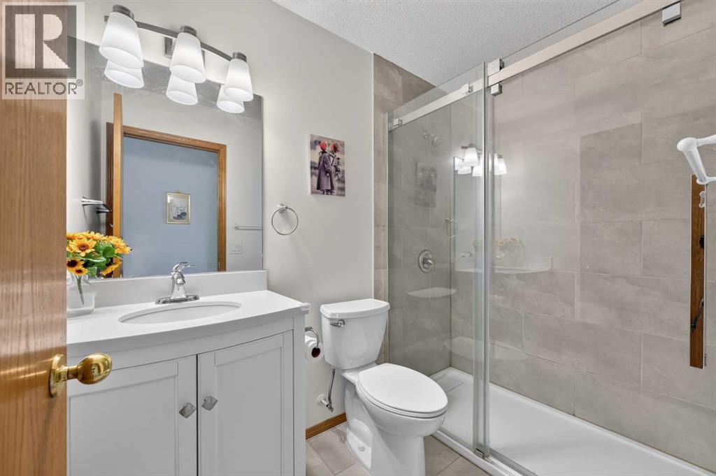 76 Hawkmount Close NW, Calgary, Alberta  T3G 3Z5 - Photo 20 - A2318255