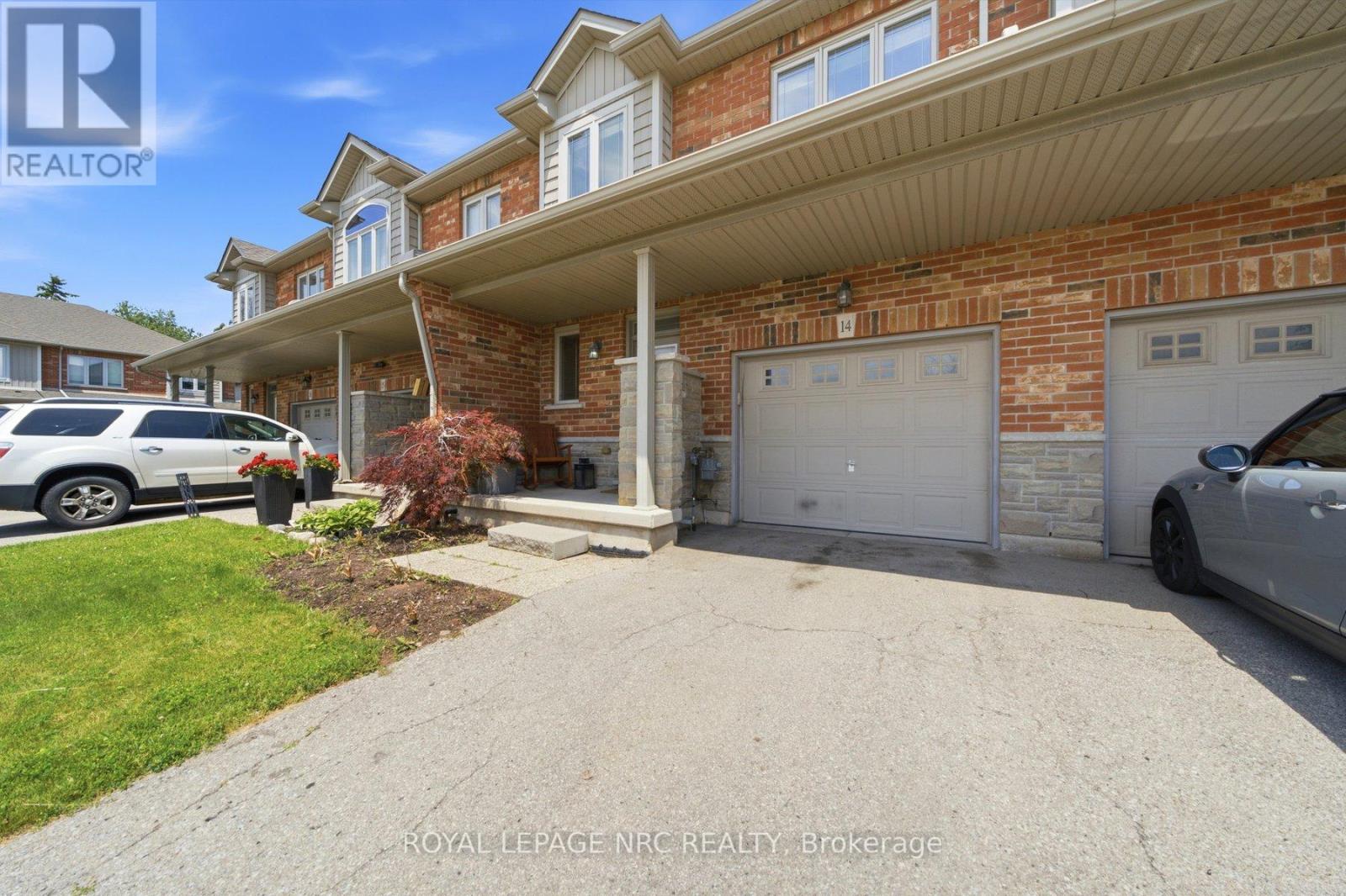 14 - 380 LAKE STREET, Grimsby, Ontario