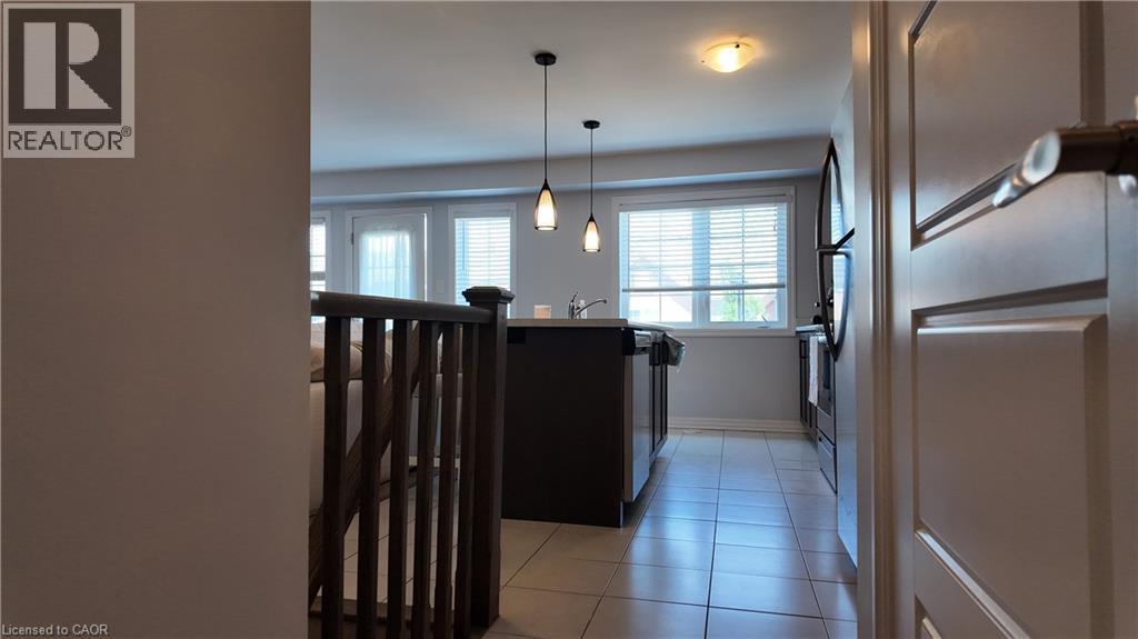 22 Spring Creek Drive Unit# 64, Waterdown, Ontario  L8B 1V7 - Photo 5 - 40846890