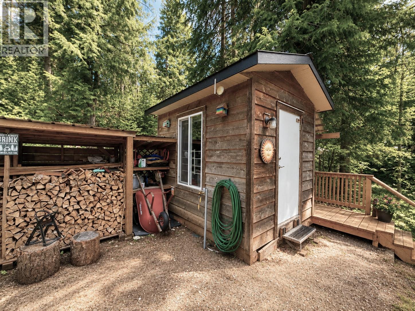 87 Dolly Varden Road, Enderby, British Columbia  V0E 1V1 - Photo 8 - 10394326