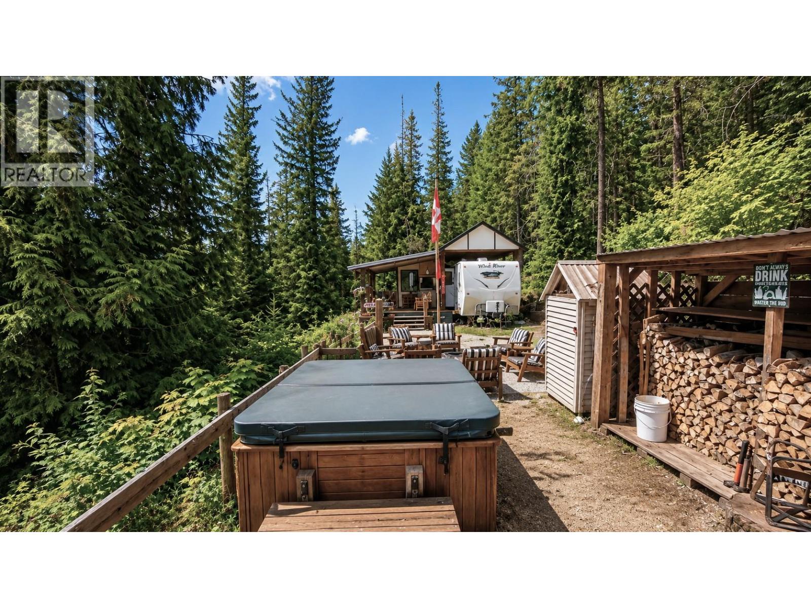 87 Dolly Varden Road, Enderby, British Columbia  V0E 1V1 - Photo 11 - 10394326