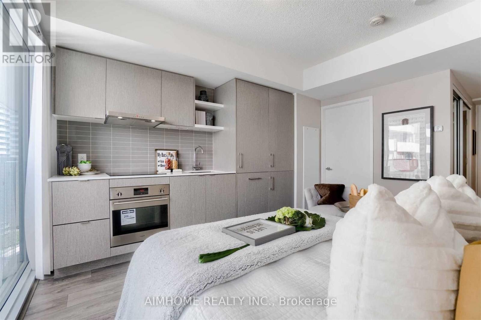 2611 - 88 Harbour Street, Toronto, Ontario  M5J 1B7 - Photo 9 - C13553654