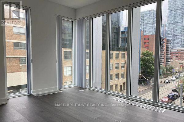 412 - 50 Mccaul Street, Toronto, Ontario  M5T 0B6 - Photo 2 - C13553660