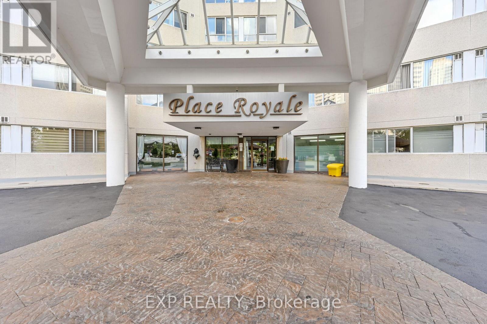 1404 - 3695 KANEFF CRESCENT, Mississauga, Ontario