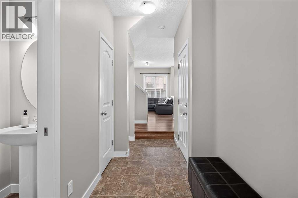 29 Sage Hill Common NW, Calgary, Alberta  T3R 0J6 - Photo 6 - A2324160