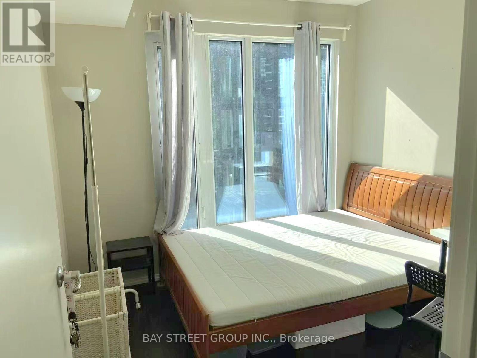 1205 - 68 Shuter Street, Toronto, Ontario  M5B 0B4 - Photo 3 - C13553708