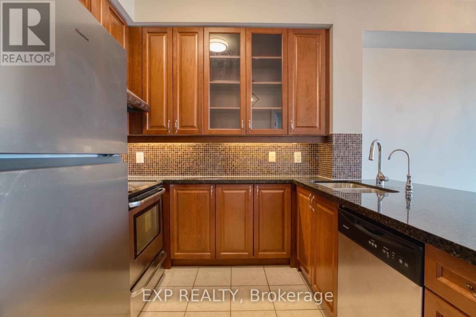 310 - 151 Upper Duke Crescent, Markham, Ontario  L6G 0E1 - Photo 11 - N13553696