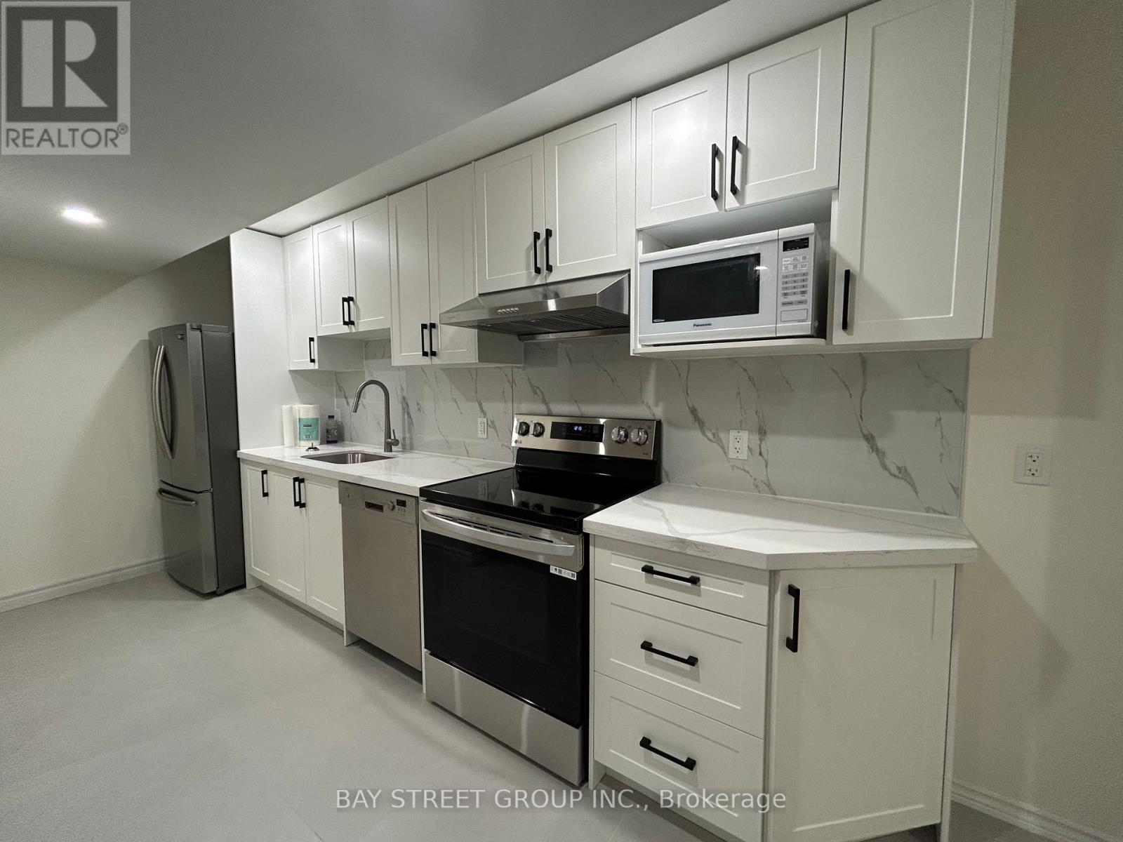 Basement - 33 Jeffrey Nihda Crescent, Markham, Ontario  L6E 0K5 - Photo 6 - N13553702