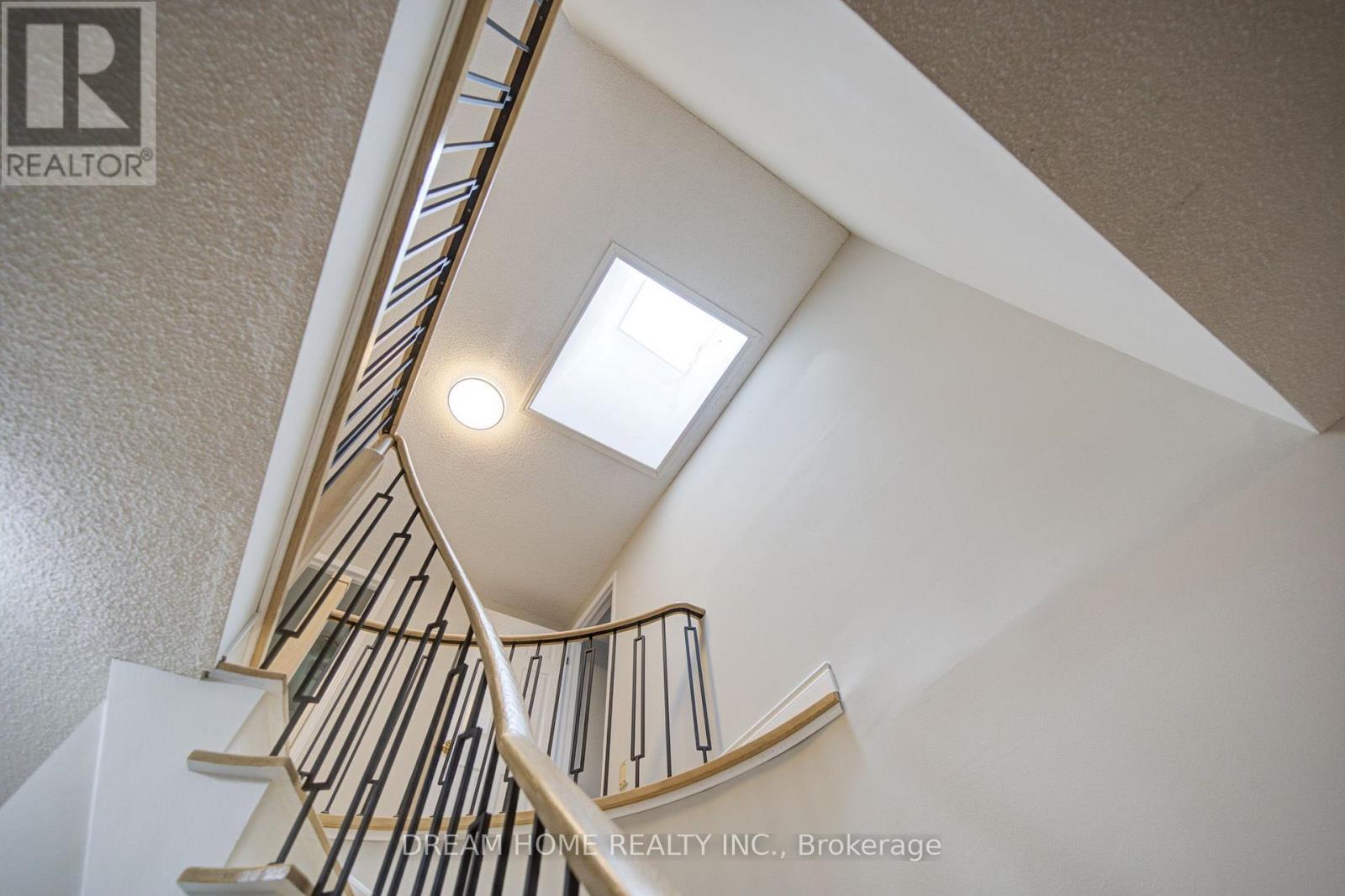 25 Yongehurst Road, Richmond Hill, Ontario L4C 3T3 - Photo 15 - N13553718