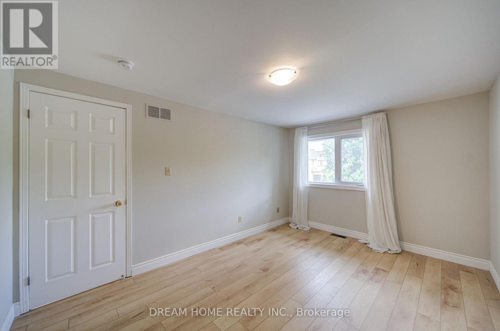 25 Yongehurst Road, Richmond Hill, Ontario L4C 3T3 - Photo 22 - N13553718