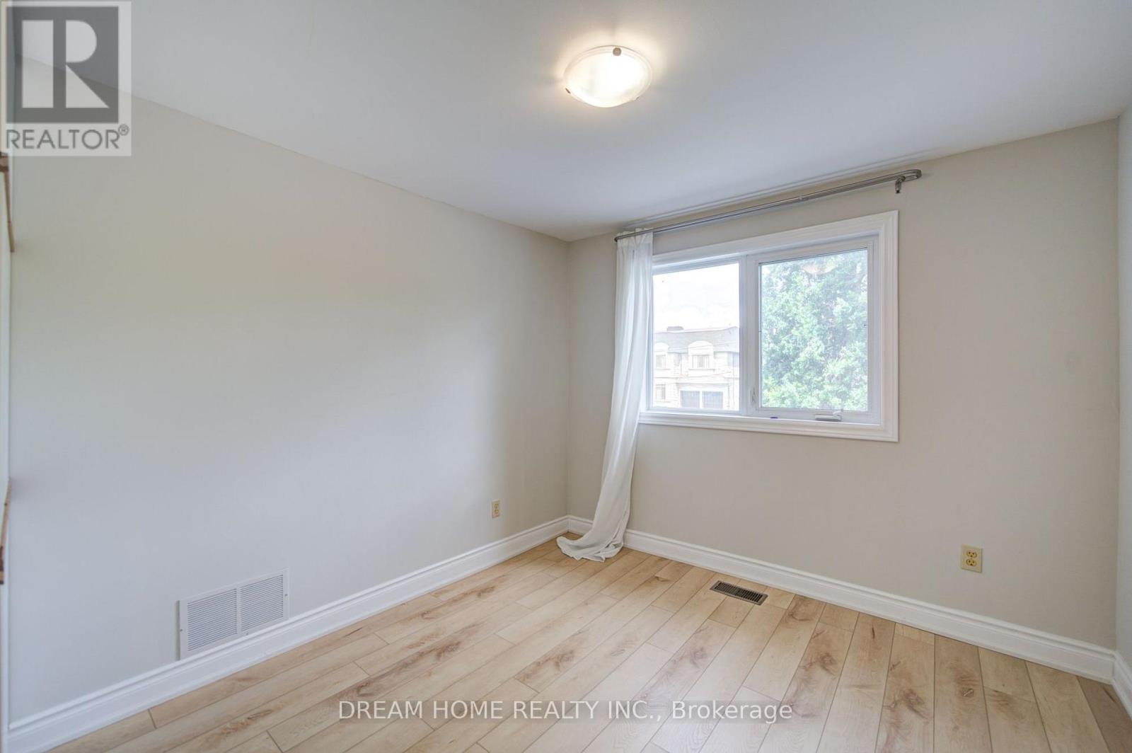 25 Yongehurst Road, Richmond Hill, Ontario L4C 3T3 - Photo 25 - N13553718