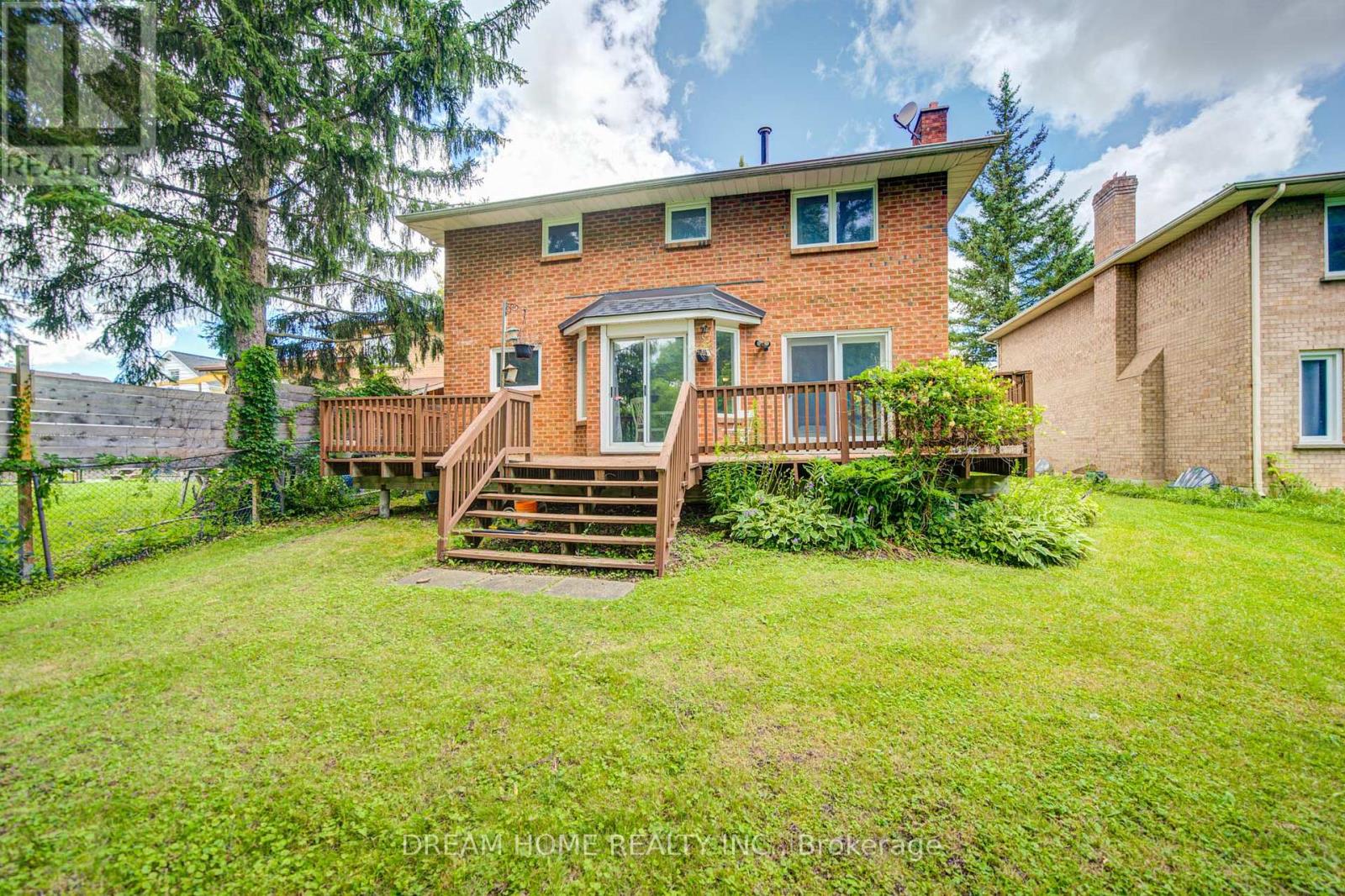 25 Yongehurst Road, Richmond Hill, Ontario L4C 3T3 - Photo 28 - N13553718