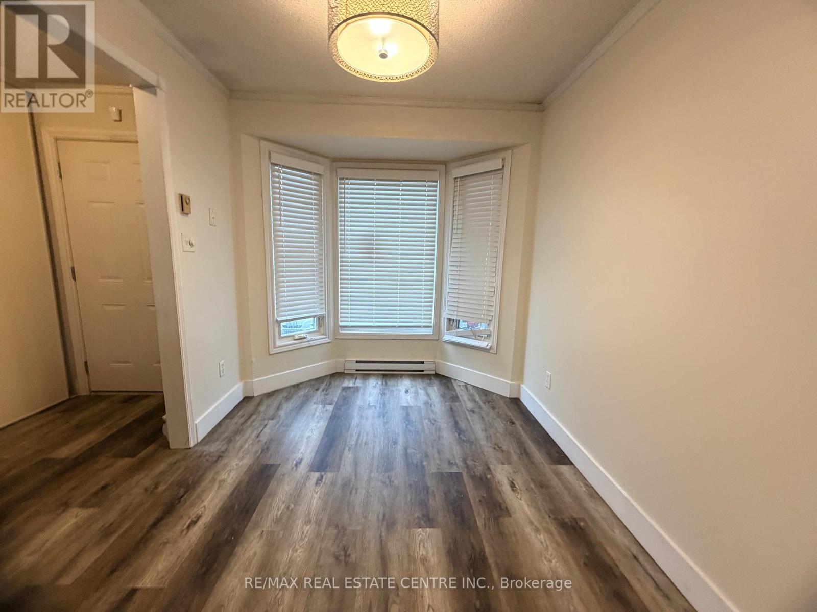 29 - 219 Kingswood Drive, Kitchener, Ontario  N2E 3J5 - Photo 8 - X13553726