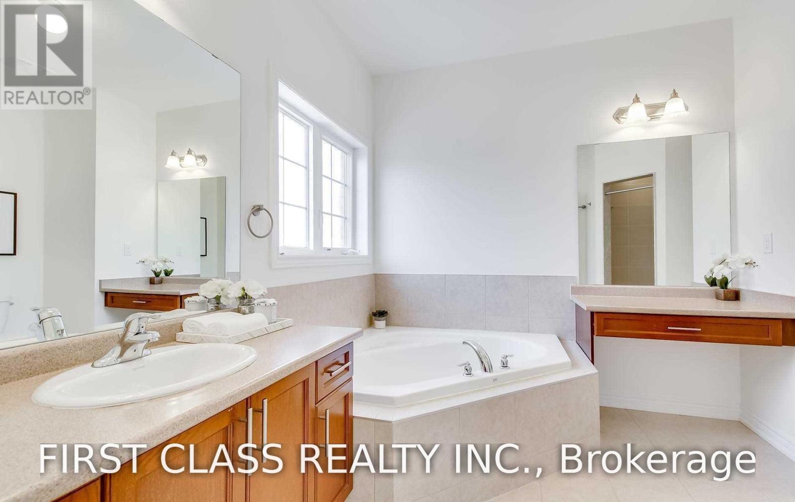 12 Hawstone Road, Vaughan, Ontario  L4H 4G5 - Photo 10 - N13553722