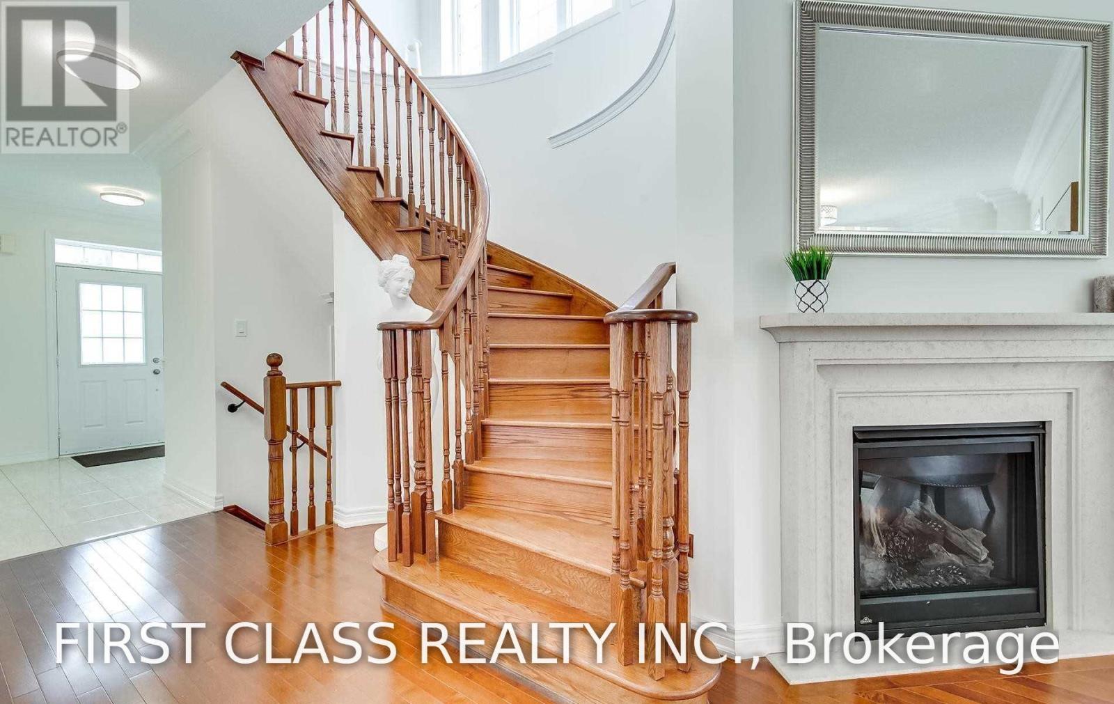 12 Hawstone Road, Vaughan, Ontario  L4H 4G5 - Photo 4 - N13553722
