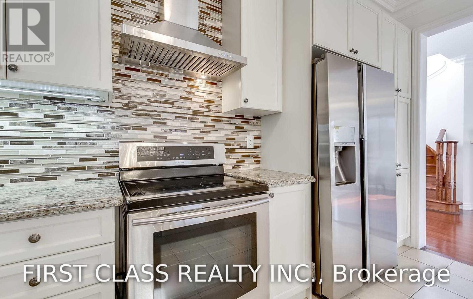 12 Hawstone Road, Vaughan, Ontario  L4H 4G5 - Photo 6 - N13553722