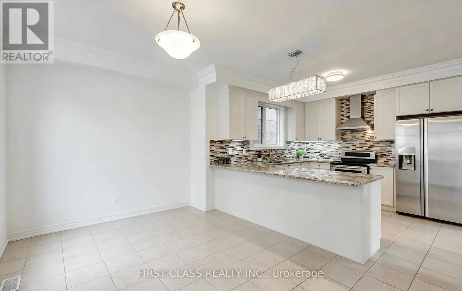 12 Hawstone Road, Vaughan, Ontario  L4H 4G5 - Photo 7 - N13553722
