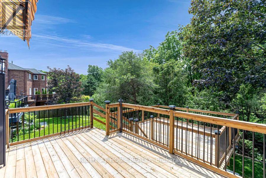 35 Harmony Hill Crescent, Richmond Hill, Ontario  L4C 8Z2 - Photo 14 - N13553728