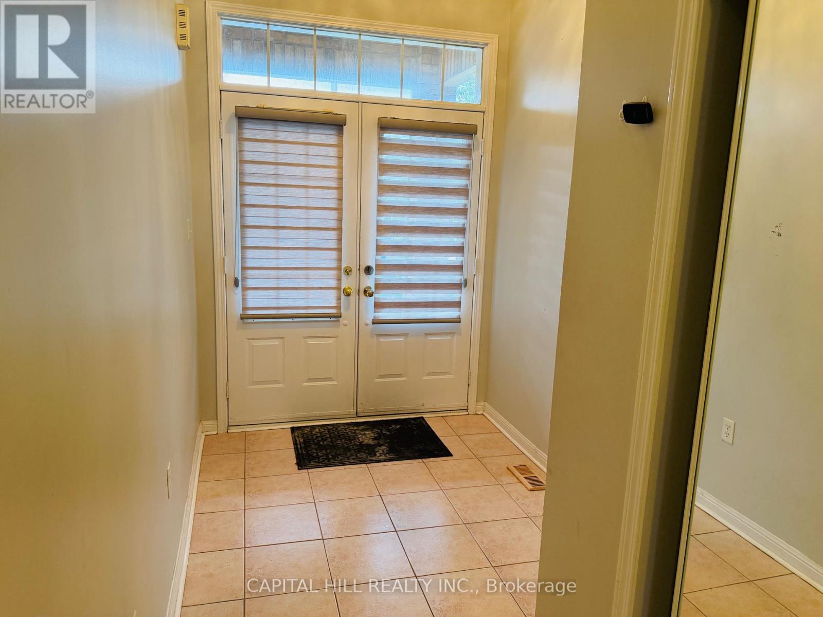 5959 Stonebriar Crescent, Mississauga, Ontario  L5V 2T8 - Photo 2 - W13553724