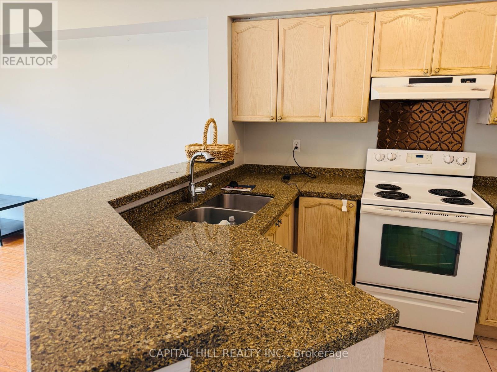 5959 Stonebriar Crescent, Mississauga, Ontario  L5V 2T8 - Photo 4 - W13553724