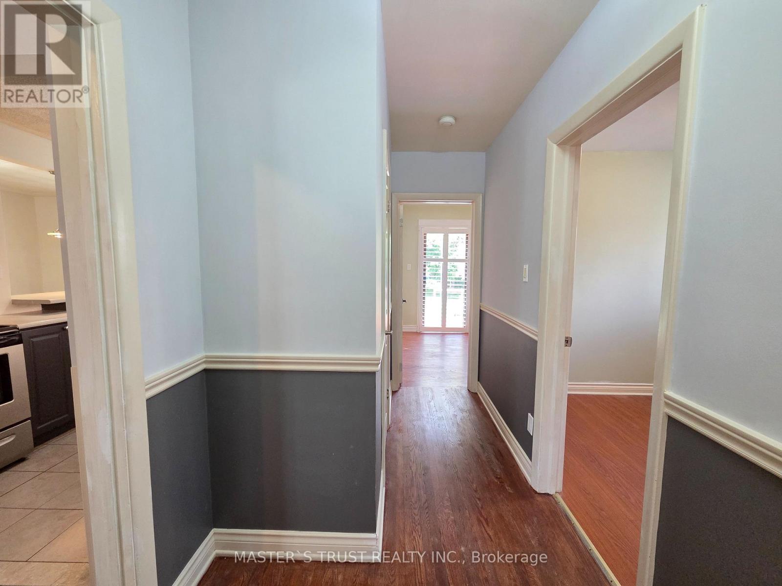 Main Fl - 86 Rockport Crescent, Richmond Hill, Ontario L4C 2L8 - Photo 9 - N13552322