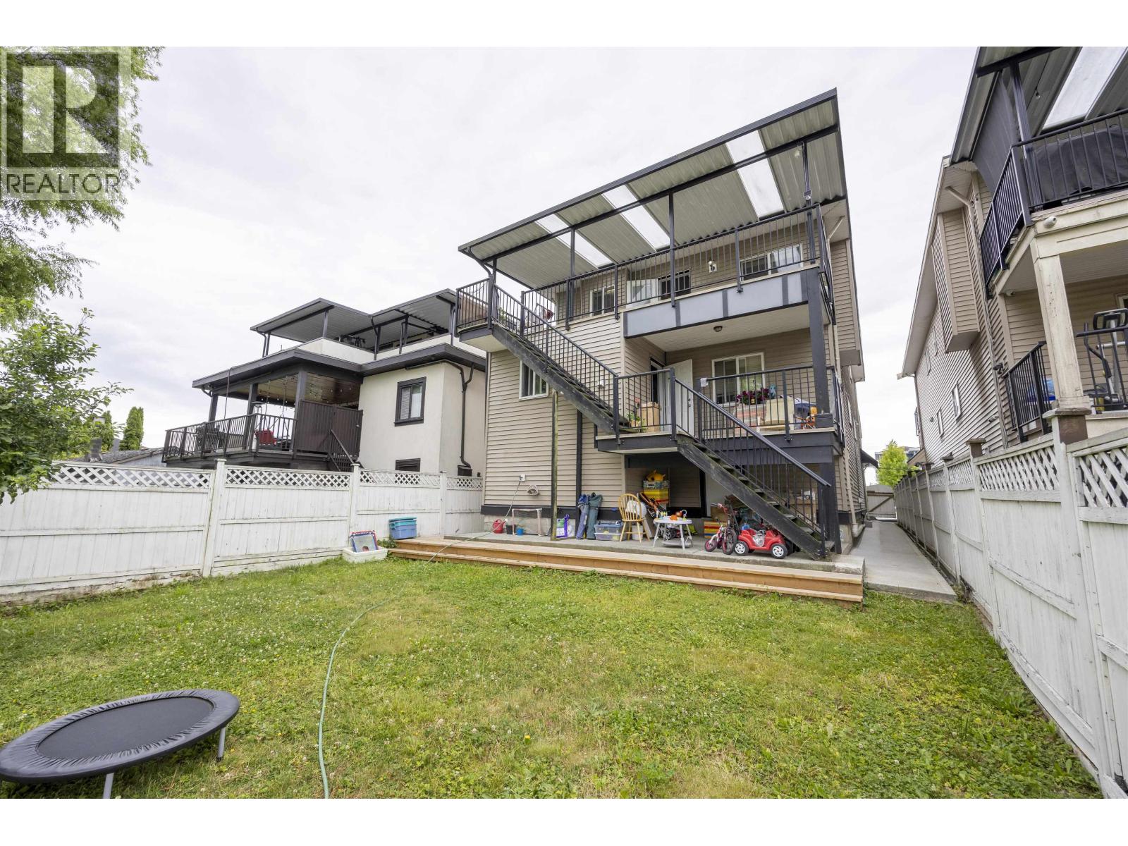 325a Fenton Street, New Westminster, British Columbia  V3M 5J1 - Photo 38 - R3145212