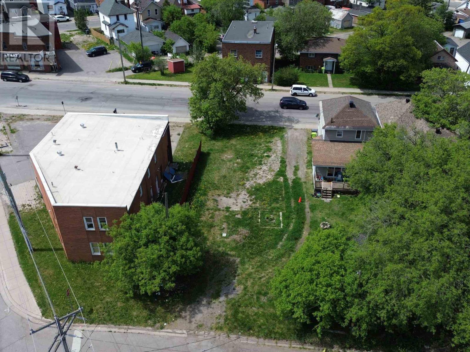 26 Wellington St W, Sault Ste. Marie, Ontario P6A 1H1 - Photo 2 - SM261632