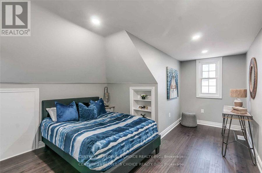 1226 Oxford Avenue, Oakville, Ontario  L6H 1S5 - Photo 24 - W13551850