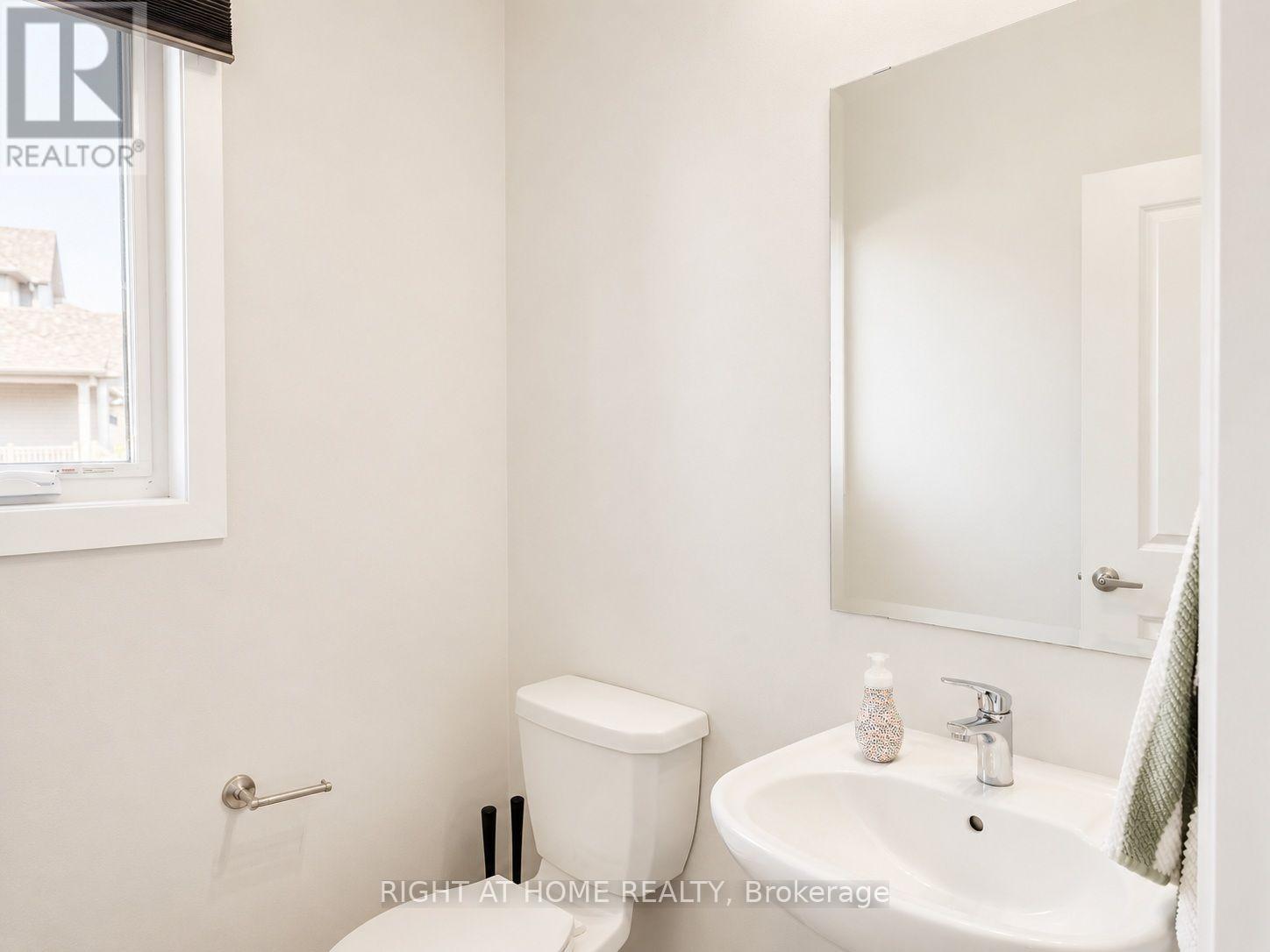 242 Calvington Avenue, Ottawa, Ontario  K2T 0P9 - Photo 8 - X13553768