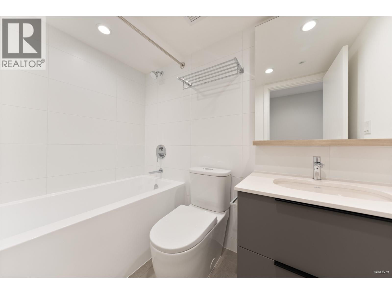1105 567 EMERSON STREET — photo 11