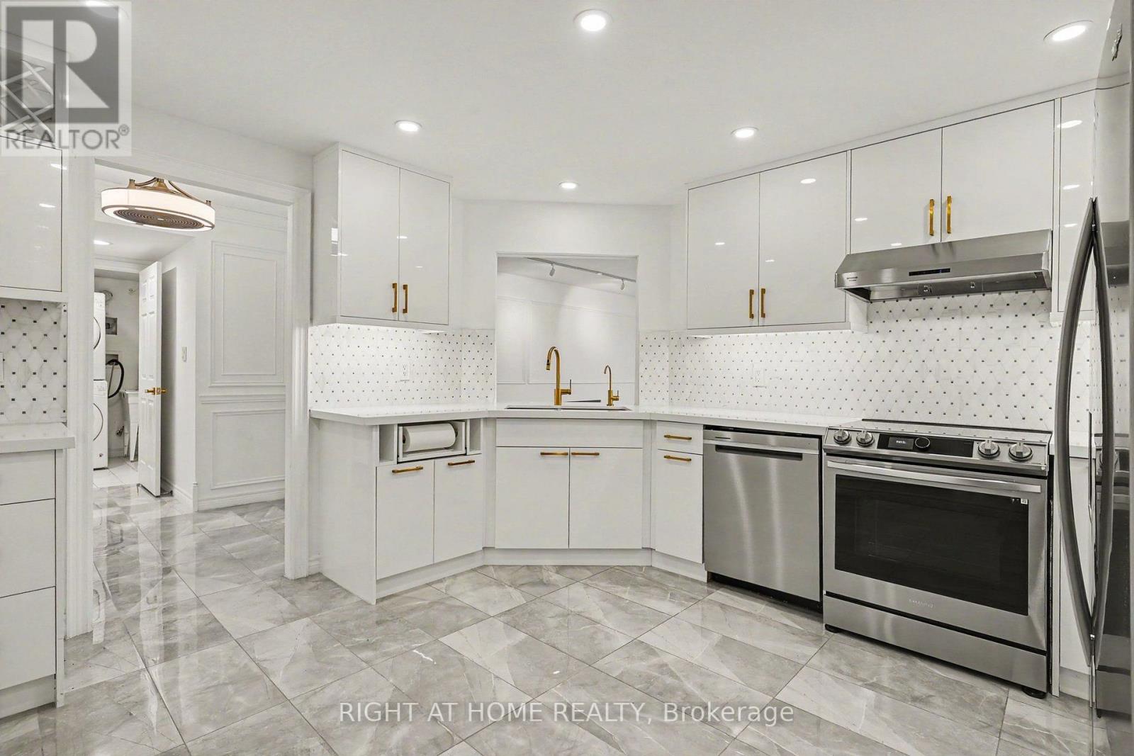 1612 - 228 Bonis Avenue, Toronto, Ontario  M1T 3W4 - Photo 12 - E13553776