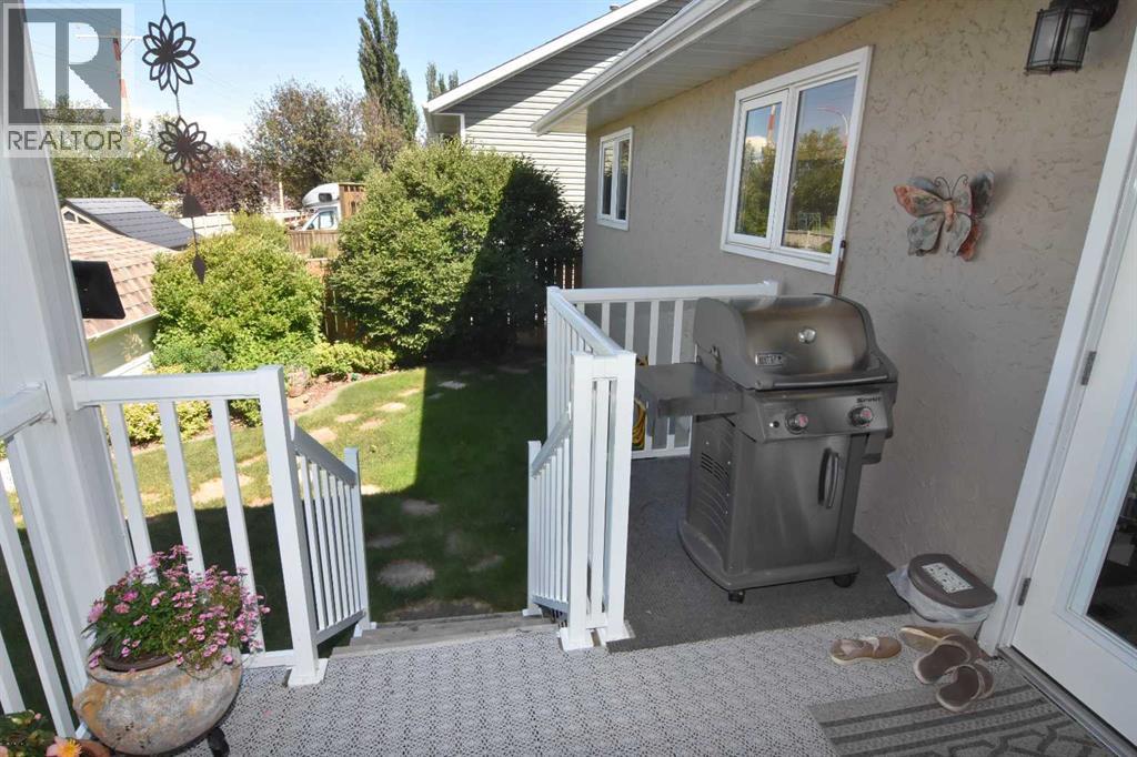 254 Maple Grove Crescent, Strathmore, Alberta  T1P 1G2 - Photo 12 - A2328500