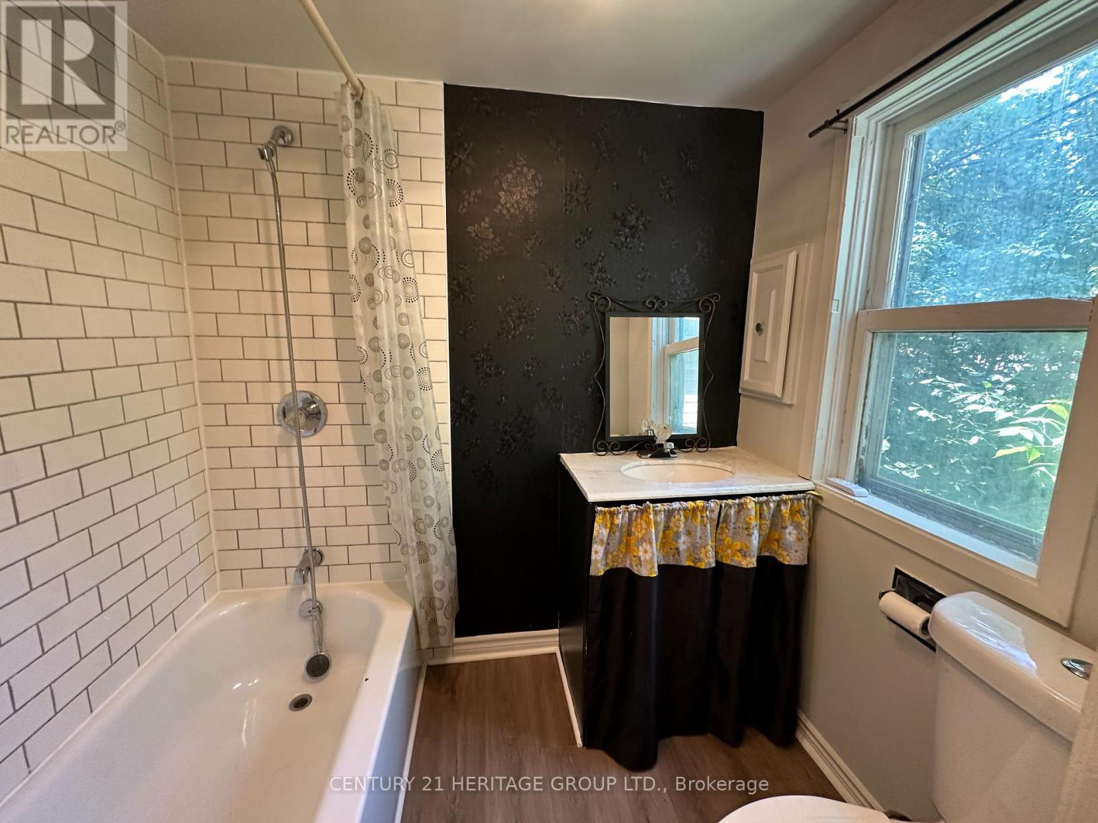 349 Eagle Street, Newmarket, Ontario  L3Y 1K5 - Photo 14 - N13553780