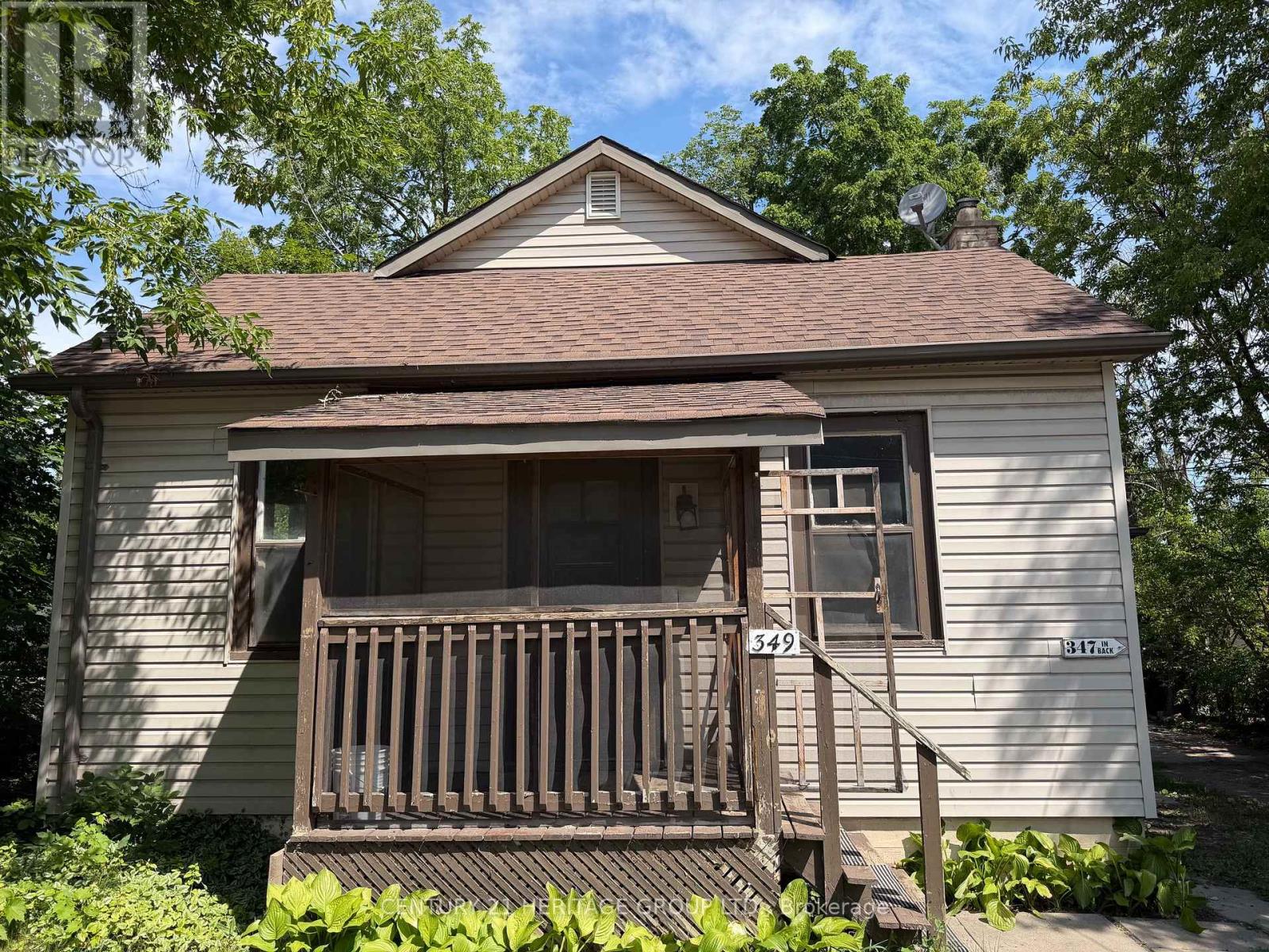 349 Eagle Street, Newmarket, Ontario  L3Y 1K5 - Photo 2 - N13553780